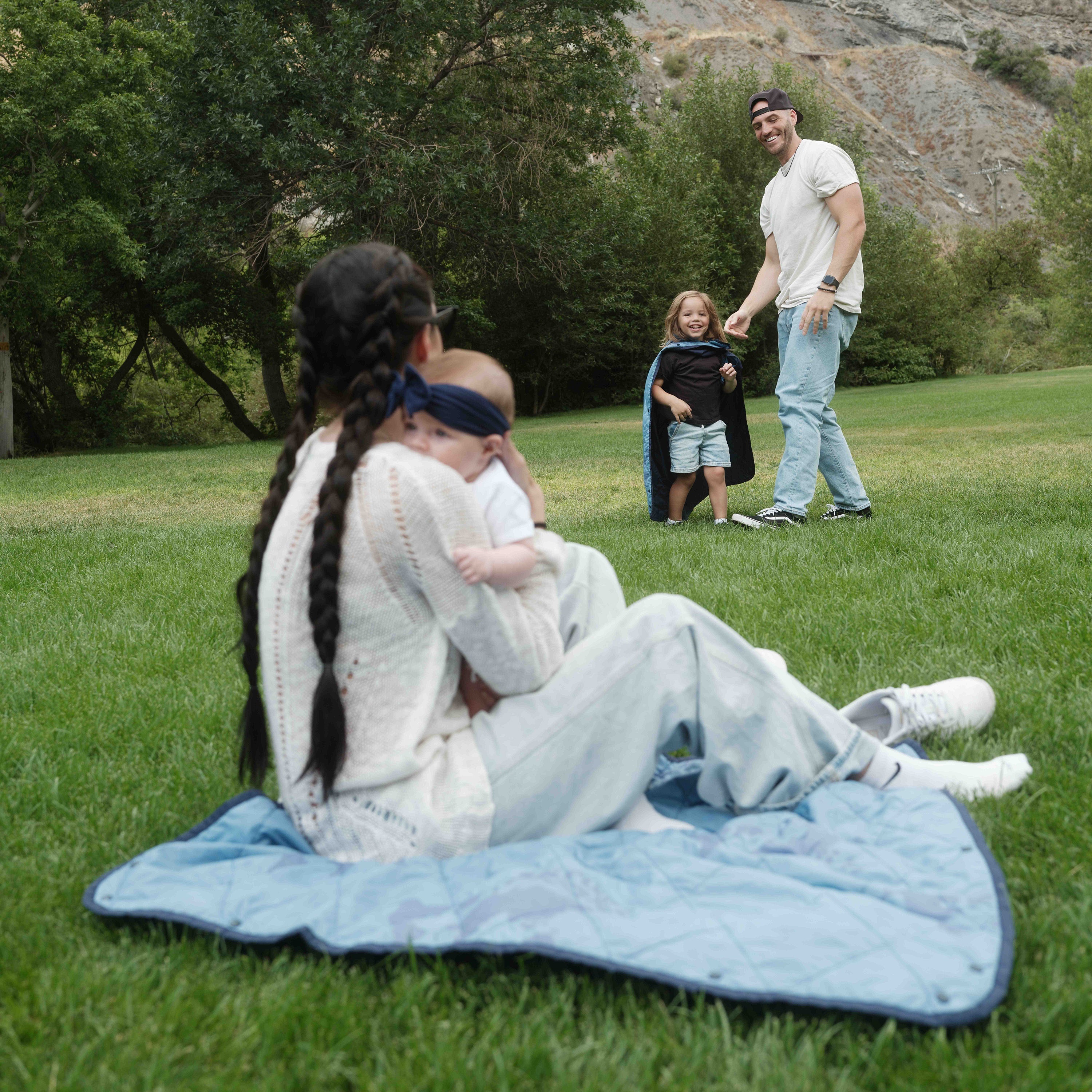 UltraPak™ MINI Kids Blanket - Packable & Puffy | Counting Countries x Gravel